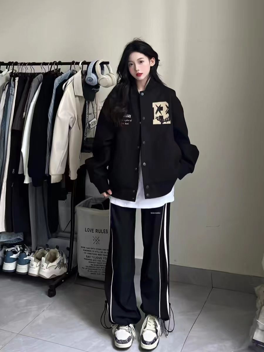 Winter Clothing Trends 2025 Women'S - Women 2025 Autumn Black Retro Letter